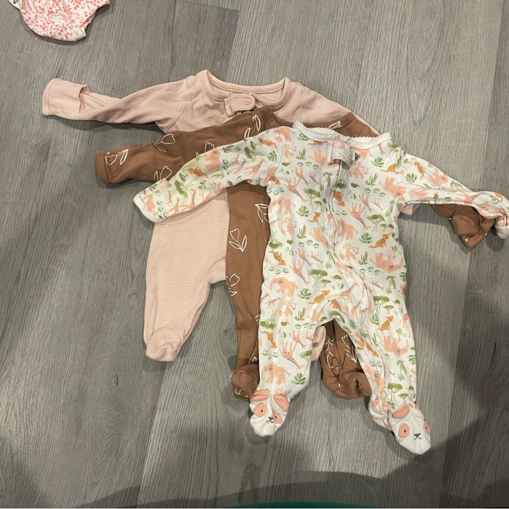 Newborn Carters Footsies 3, Newborn Pink White Brown
